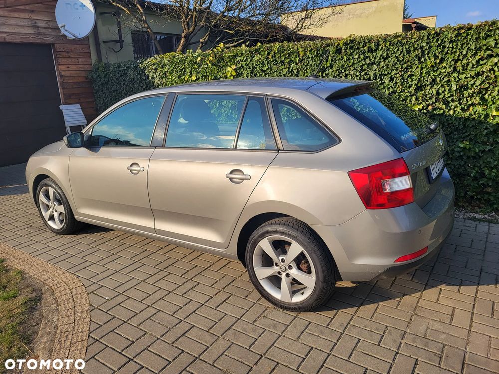 Skoda RAPID 1.2 TSI Ambition - 3