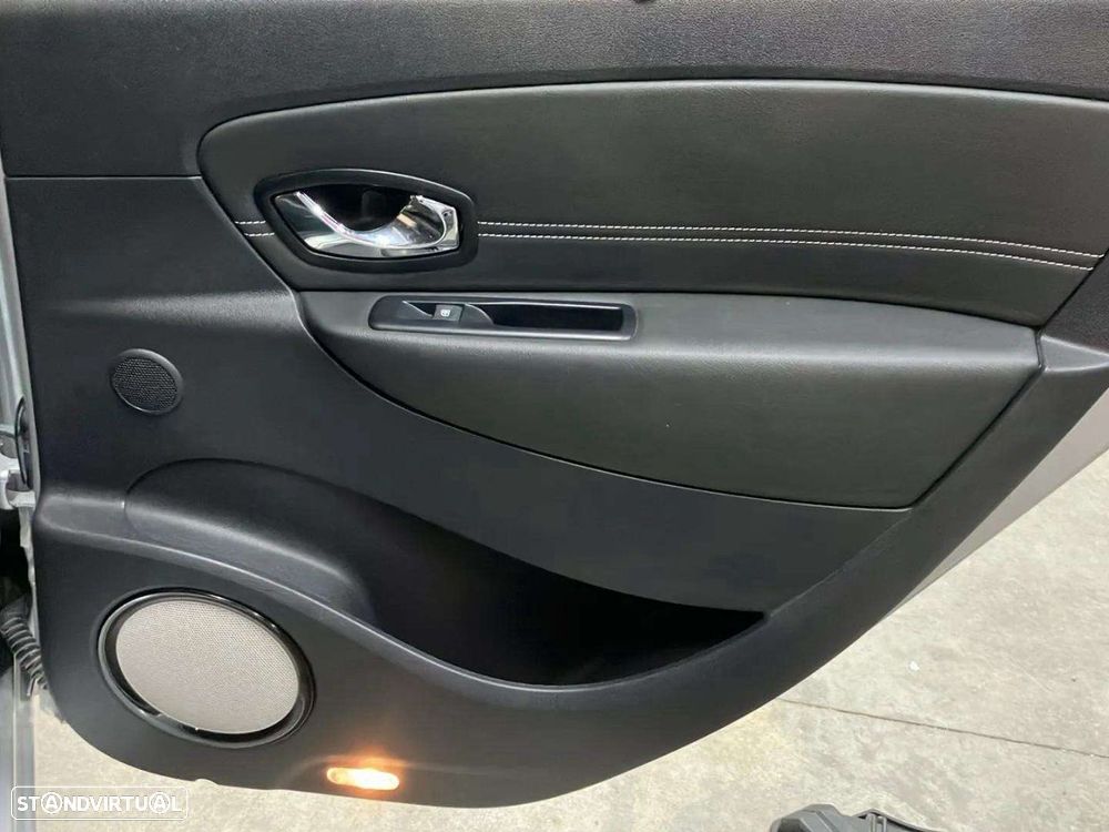 Renault Scénic - 22