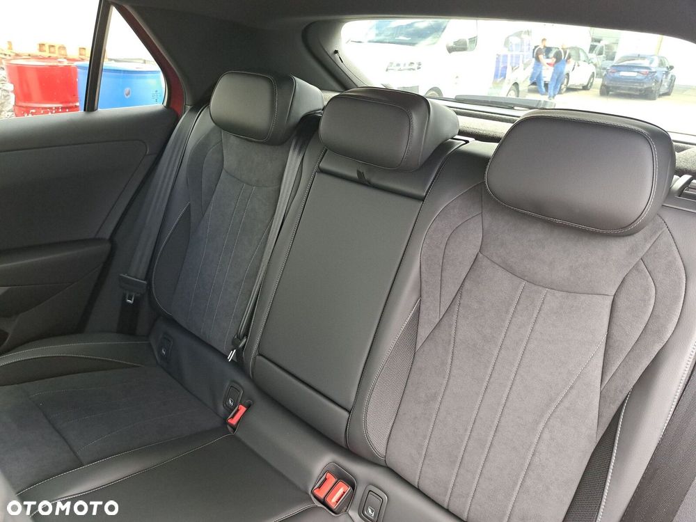 Volkswagen T-Roc - 17
