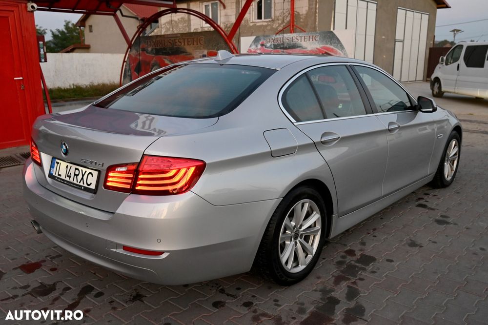 BMW Seria 5 520d Aut. Luxury Line - 6