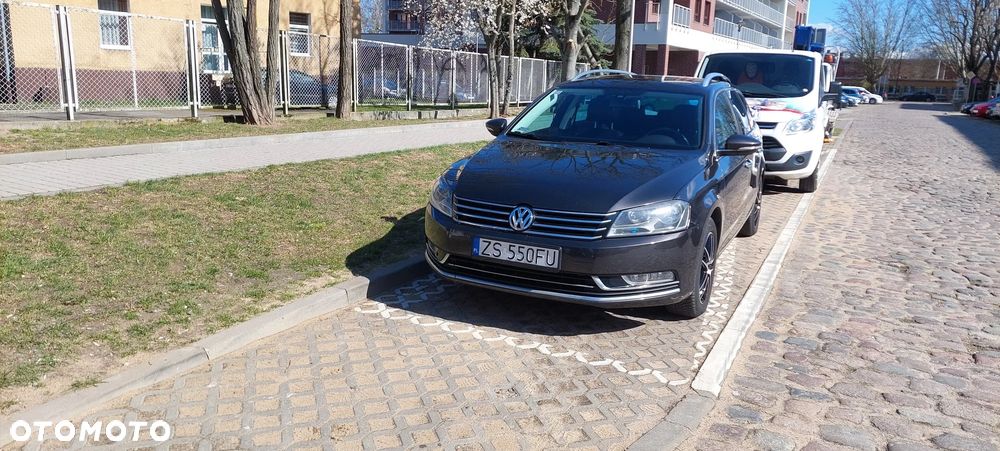 Volkswagen Passat 1.6 TDI Comfortline - 5