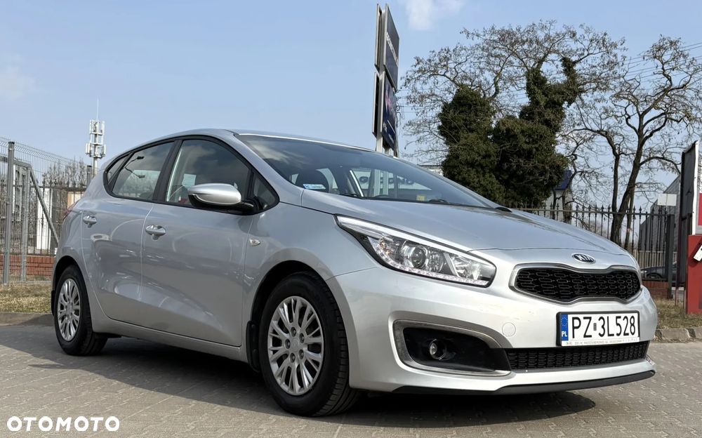 Kia Ceed 1.6 CRDi M - 3