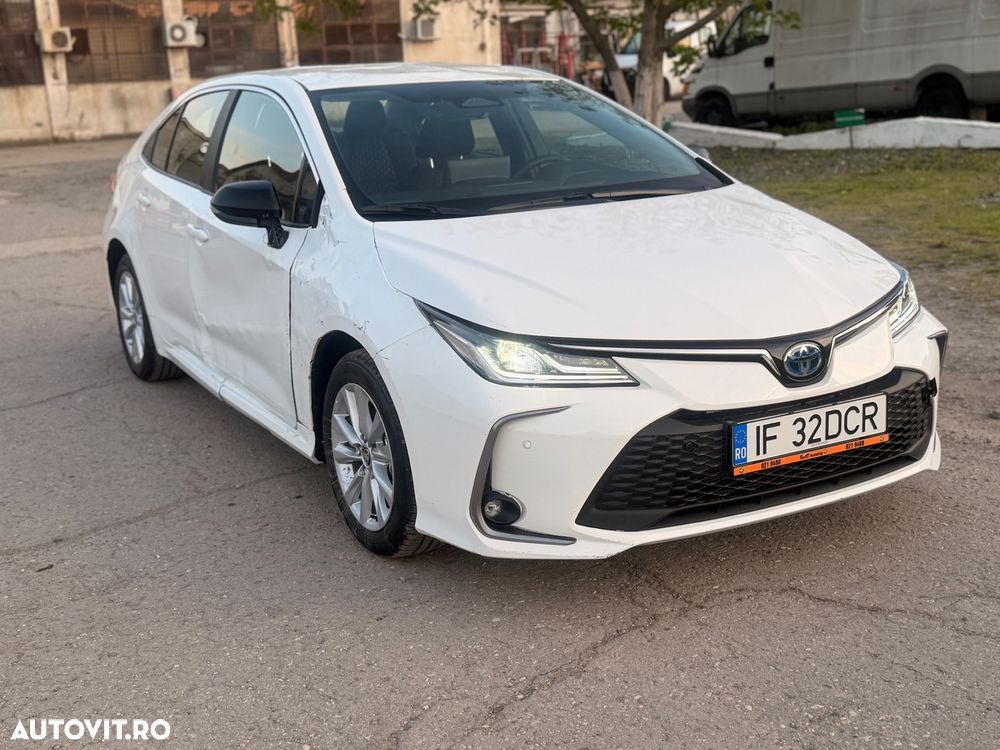 Toyota Corolla 1.8 HSD Business - 8