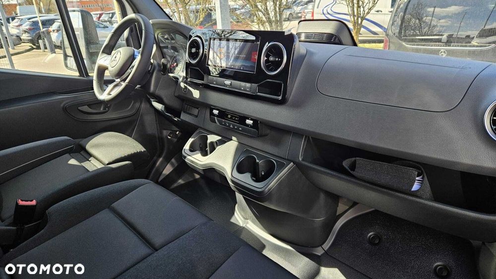 Mercedes-Benz Sprinter Sprinter - 8
