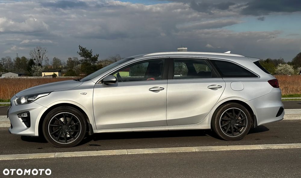 Kia Ceed 1.6 CRDi SCR M DCT - 10