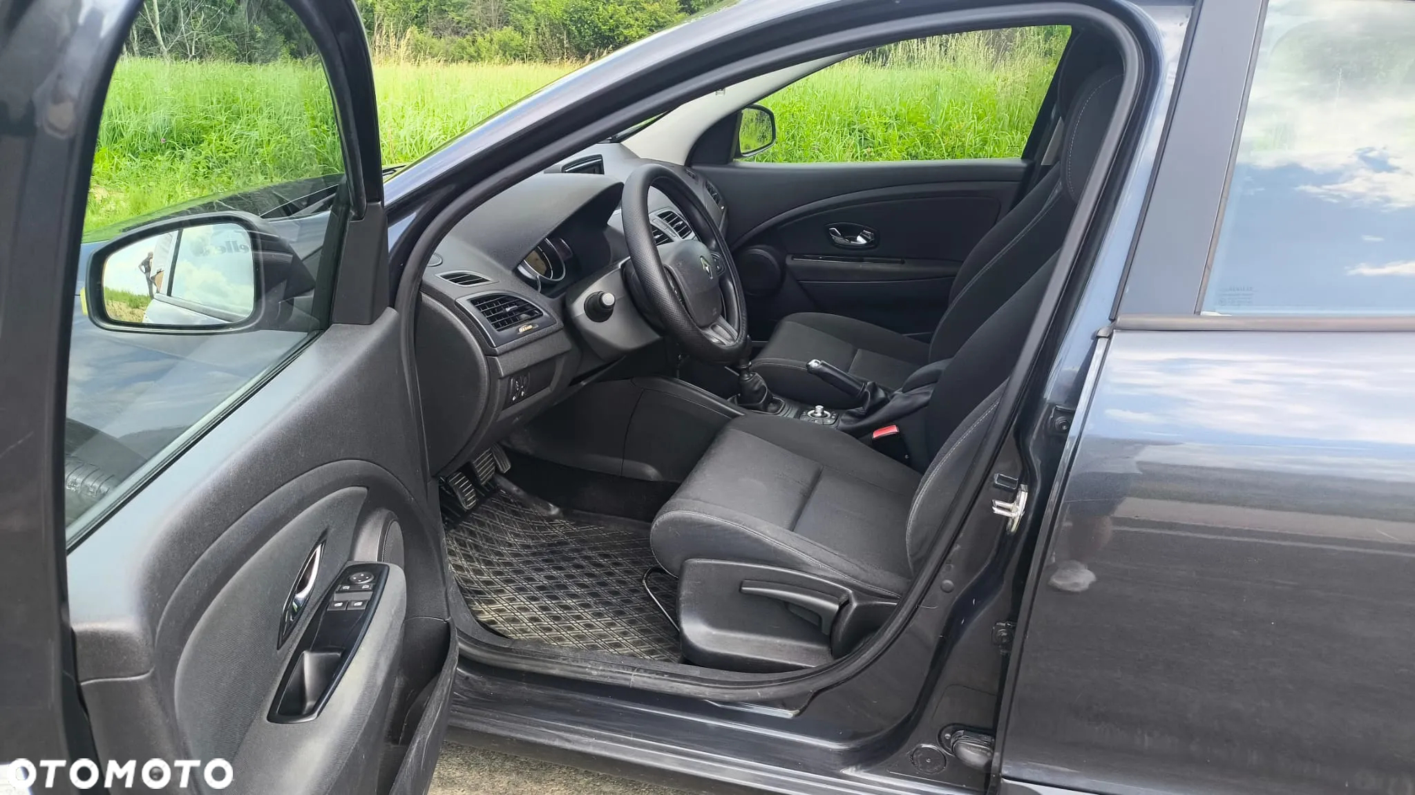 Renault Megane - 8