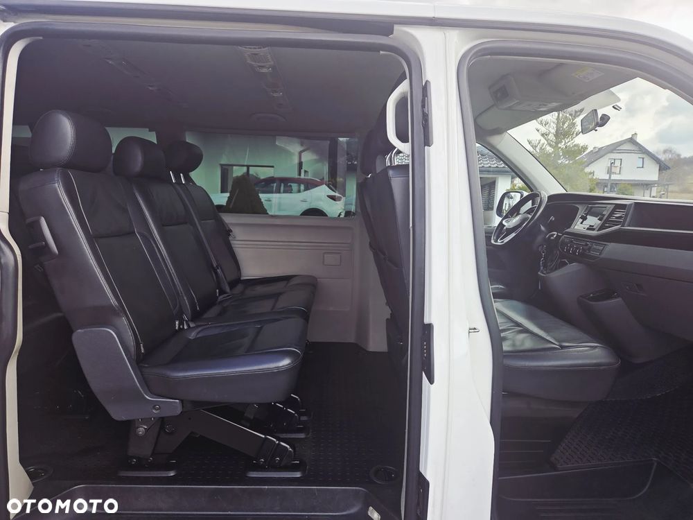 Volkswagen Caravelle 2.0 TDI L2 Comfortline DSG - 5