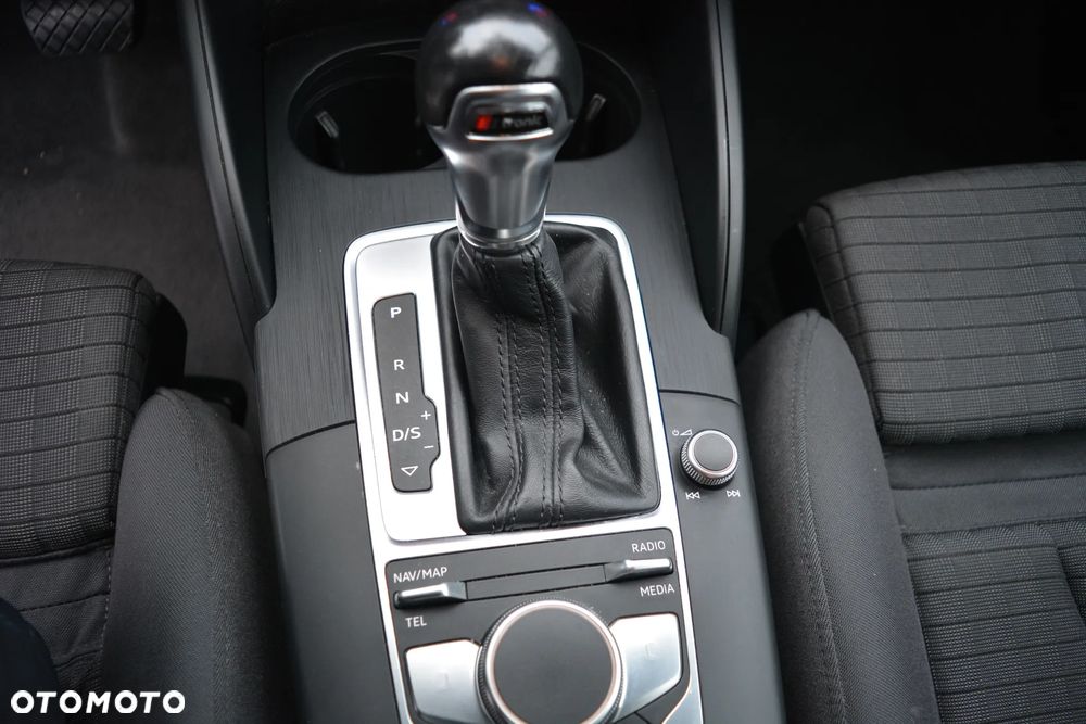 Audi A3 Sportback 1.6 TDI S tronic sport - 15