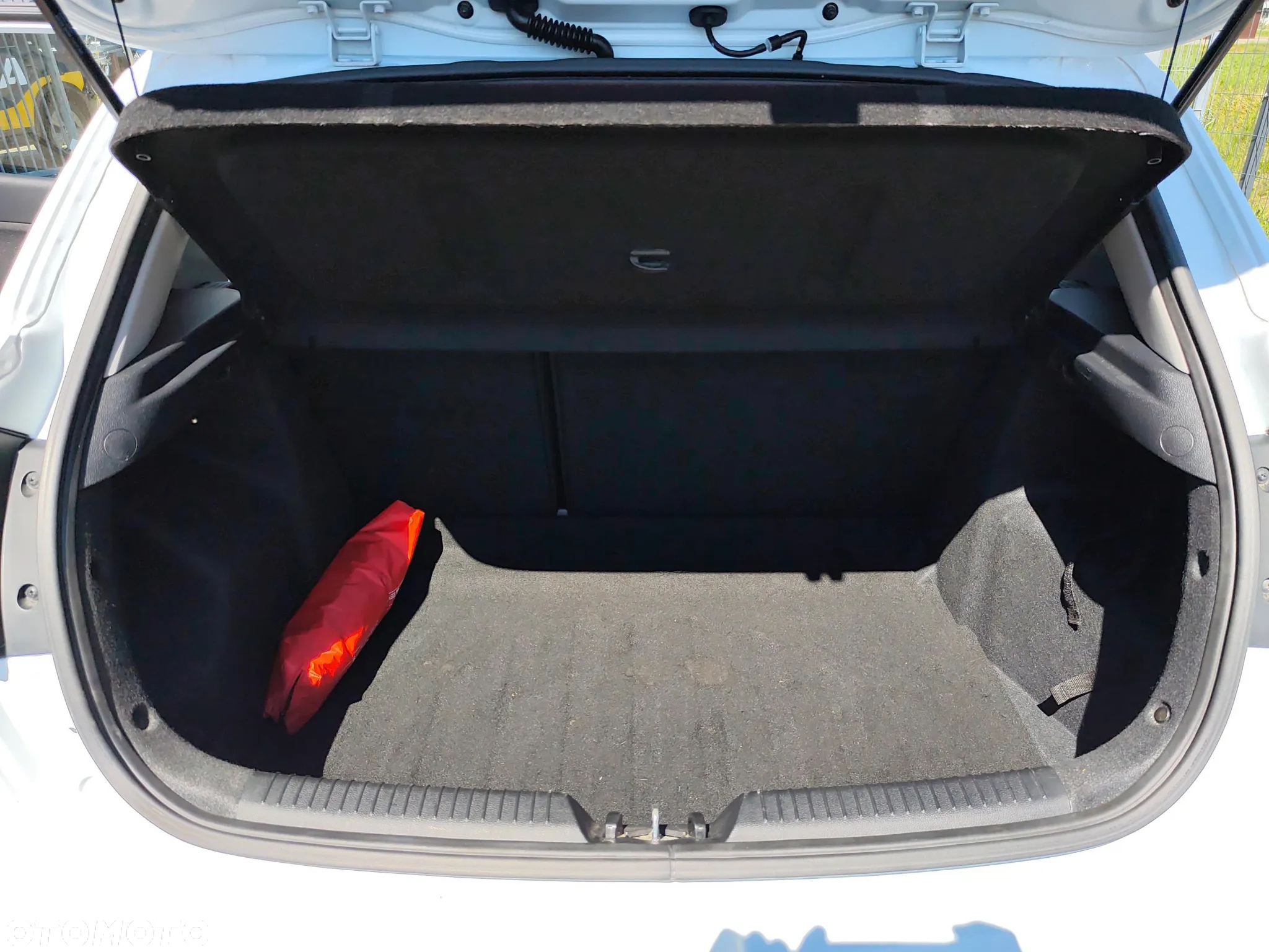 Kia Ceed 1.4 Attract - 17