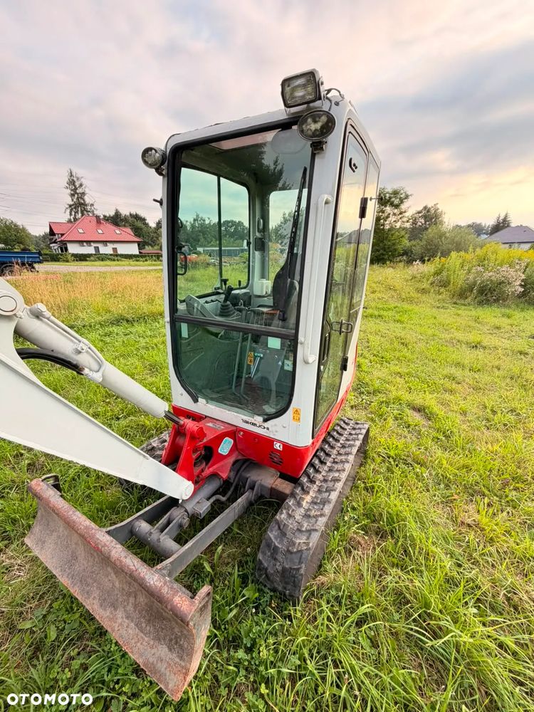 Takeuchi Tb216 - 9