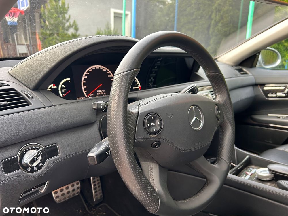 Mercedes-Benz CL 63 AMG - 8