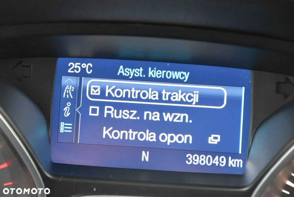 Ford Kuga - 27
