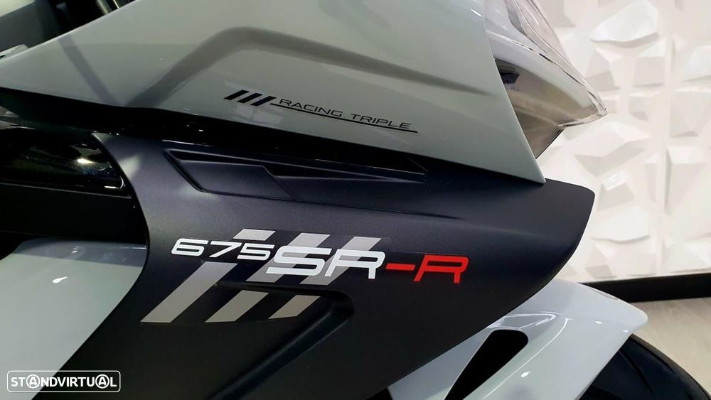 CF Moto 675SR-R - 9