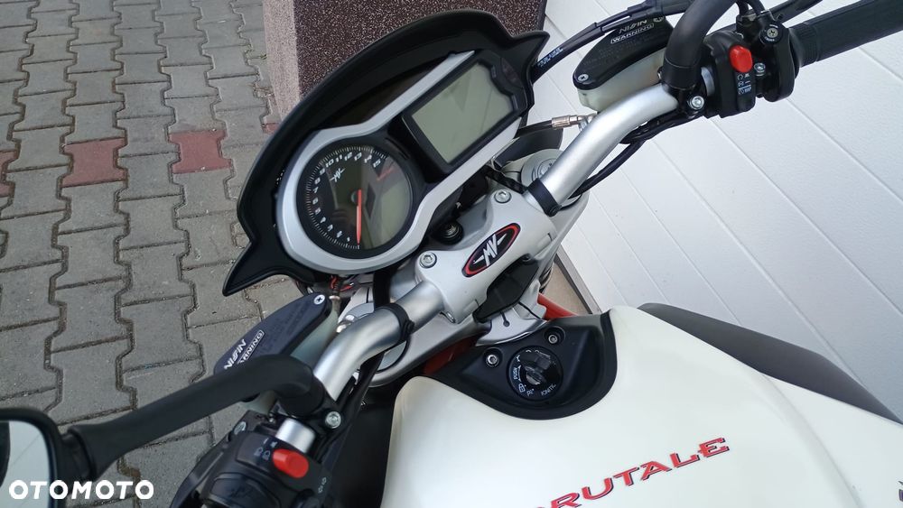 MV AGUSTA Brutale - 10
