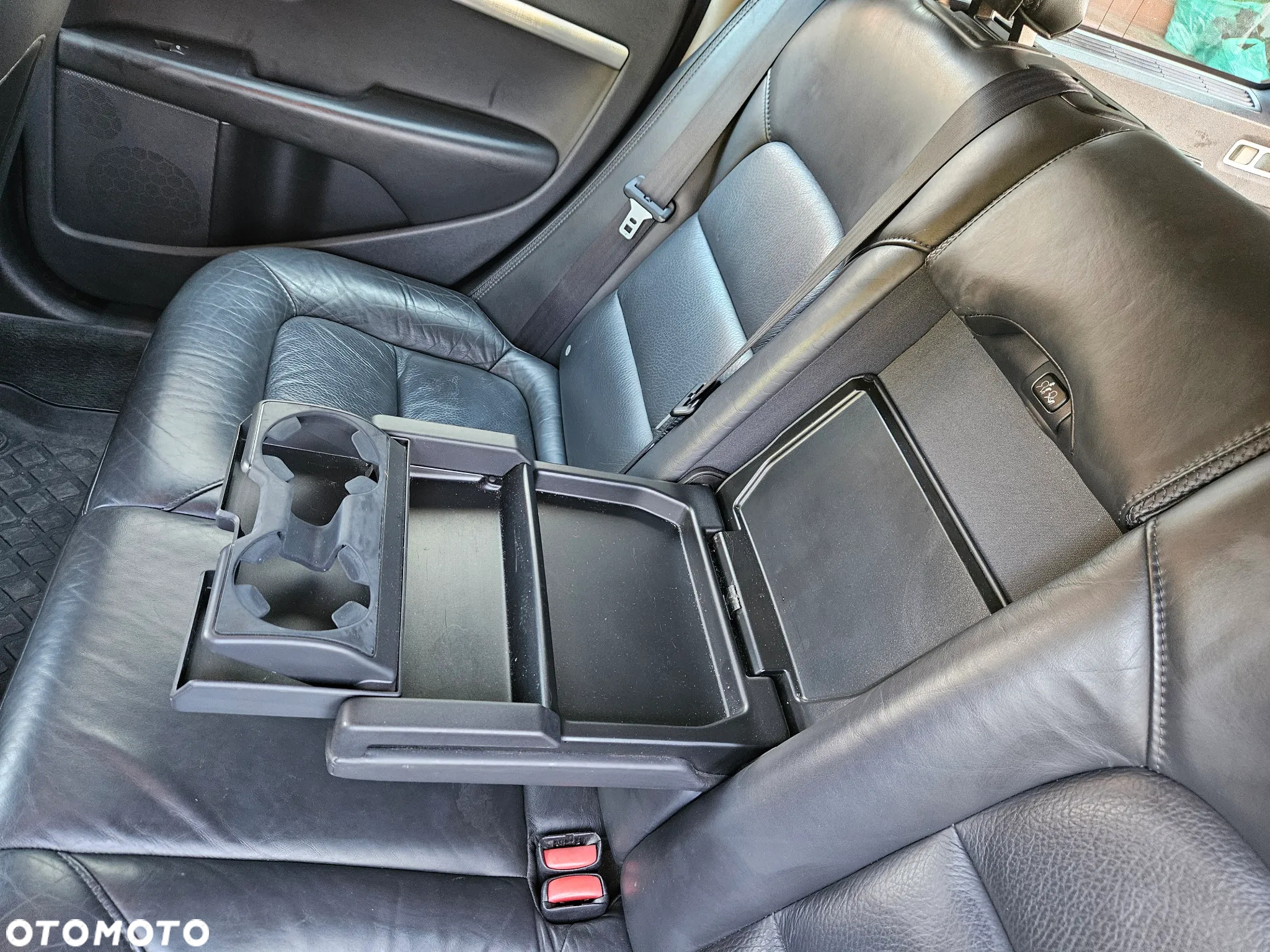 Volvo XC 70 - 11