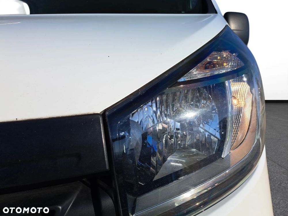 Renault Trafic Brygadowy 6 osób - 11