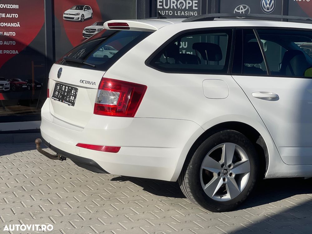 Skoda Octavia 1.6 TDI DPF Active Green tec - 12