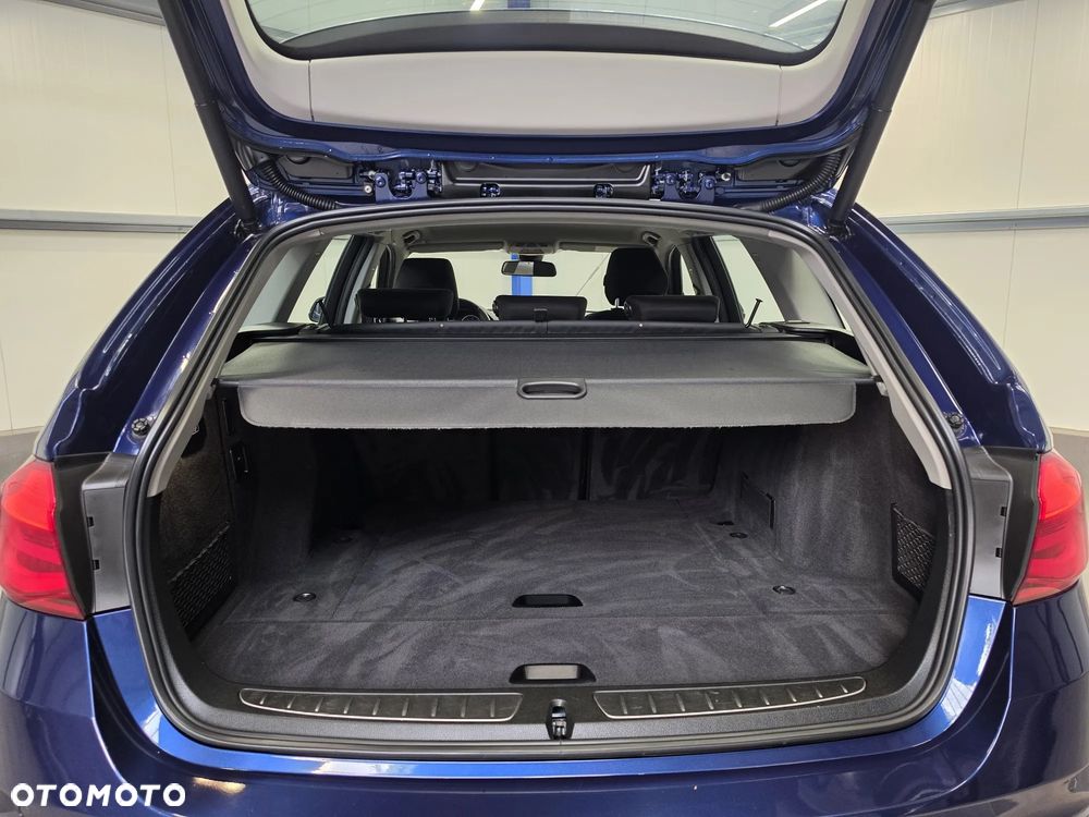 BMW Seria 3 318d Advantage - 20