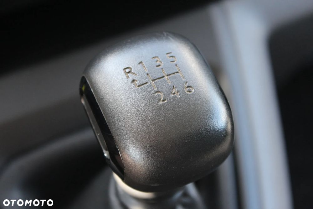 Peugeot Expert - 38
