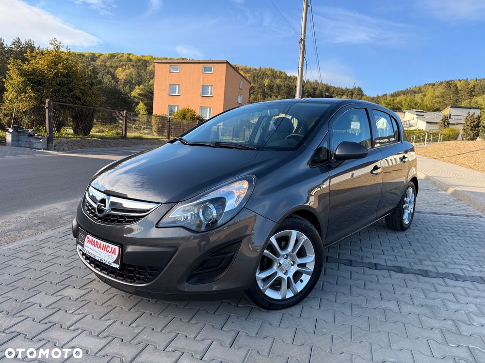 Opel Corsa 1.4 16V Cosmo - 2