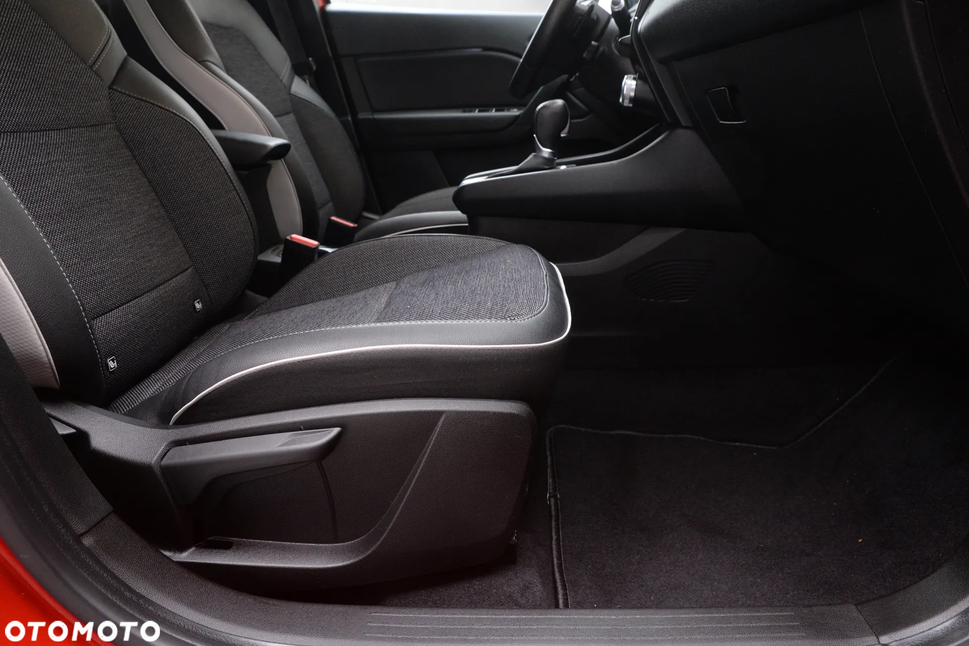 Renault Captur 1.3 TCe Intens EDC - 39