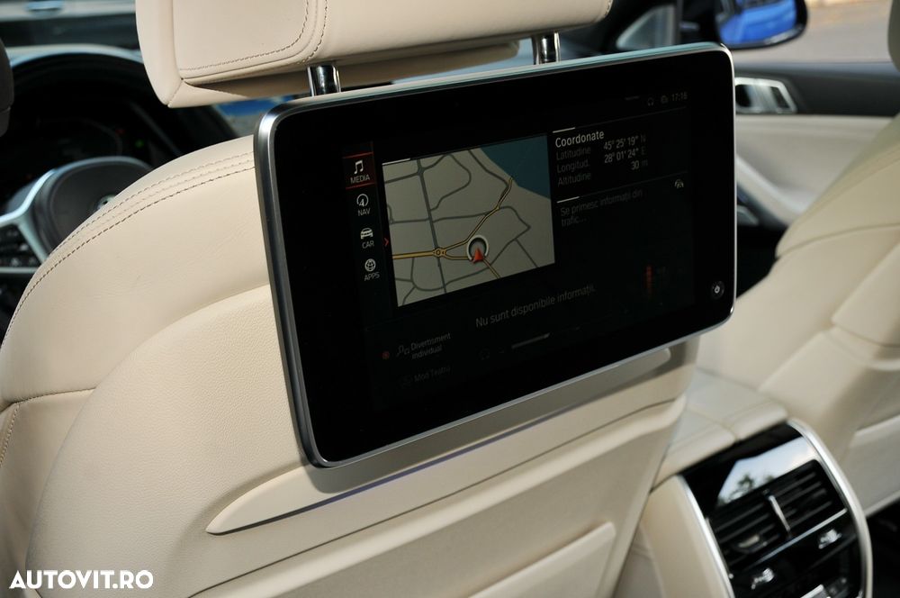 BMW X6 xDrive30d - 12