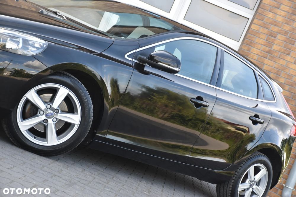 Volvo V40 D2 Drive-E Summum - 37