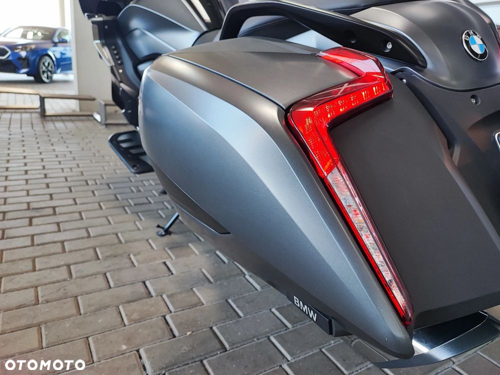 BMW K - 19