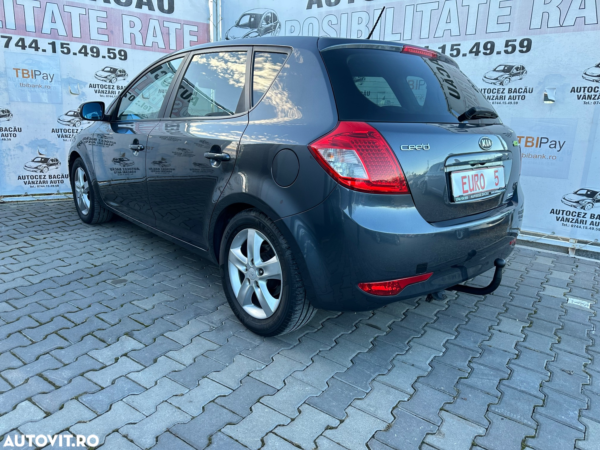 Kia Ceed 1.6 CRDi 90 ISG Vision - 11