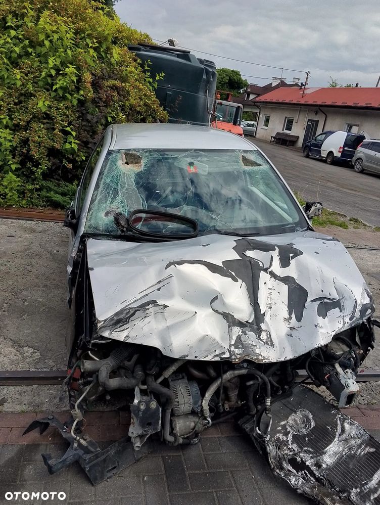 Volkswagen Polo 6N2 III Lift GTI (99-01r.) 1.6 B 125KM. Silnik ARC Skrzynia ETG lakier LB7Z. Cały na części. GWARANCJA !!! - 2