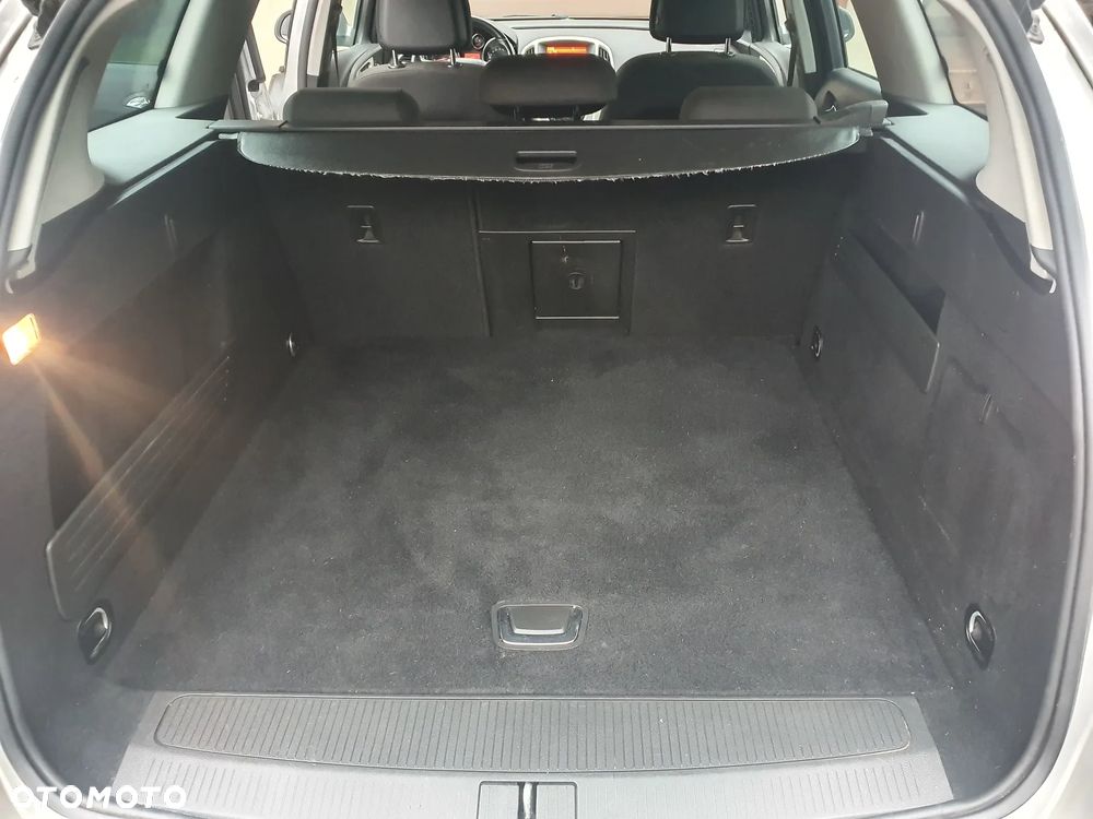 Opel Astra 1.4 Turbo - 17