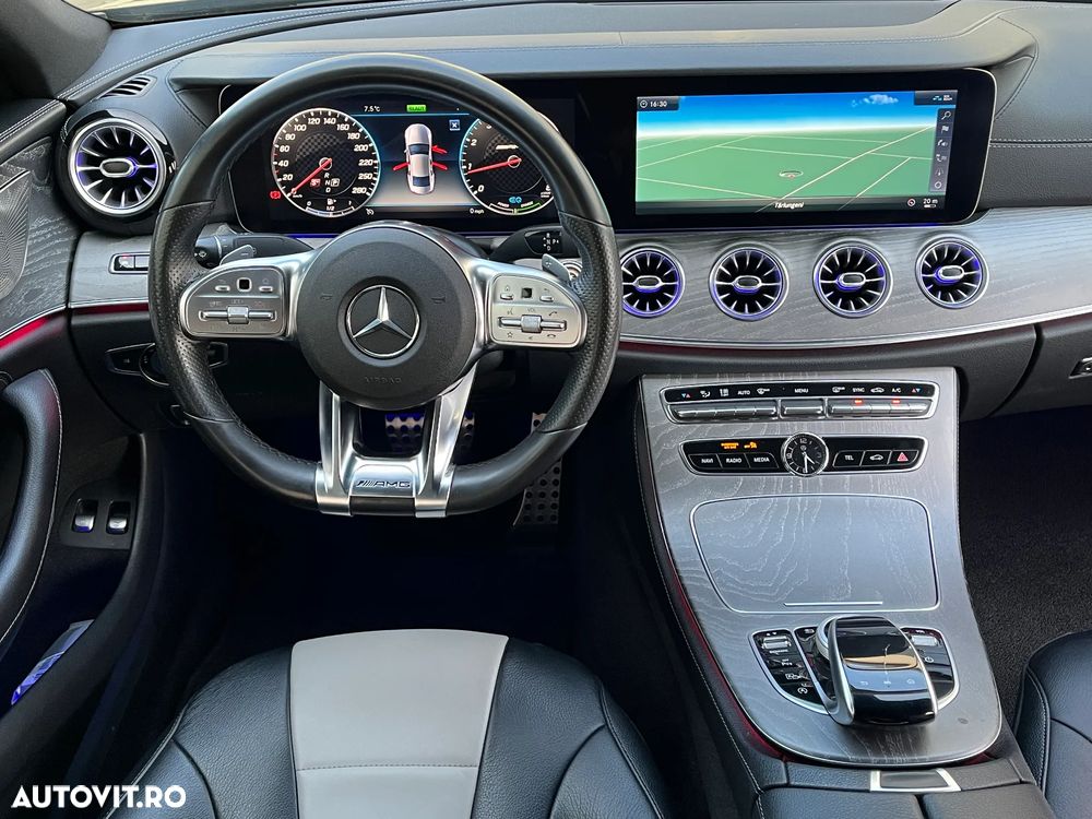 Mercedes-Benz CLS - 9