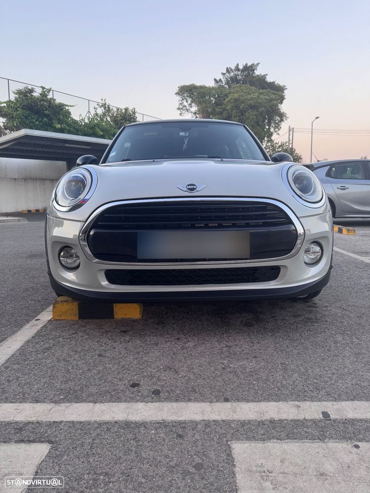 MINI 3 Portas Cooper D Auto - 4