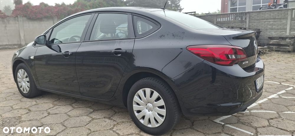 Opel Astra - 3