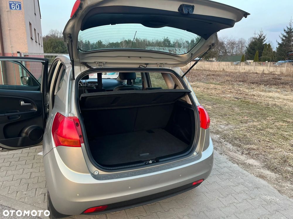 Kia Venga 1.6 CVVT Automatik Edition 7 - 12