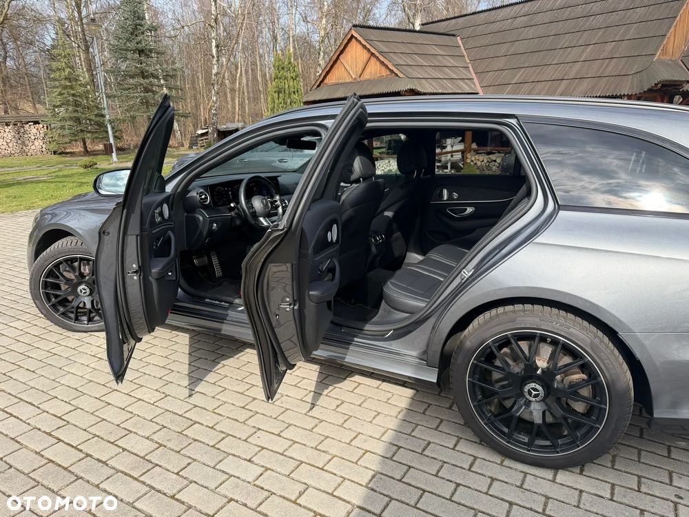 Mercedes-Benz Klasa E 220 d 9G-TRONIC - 25