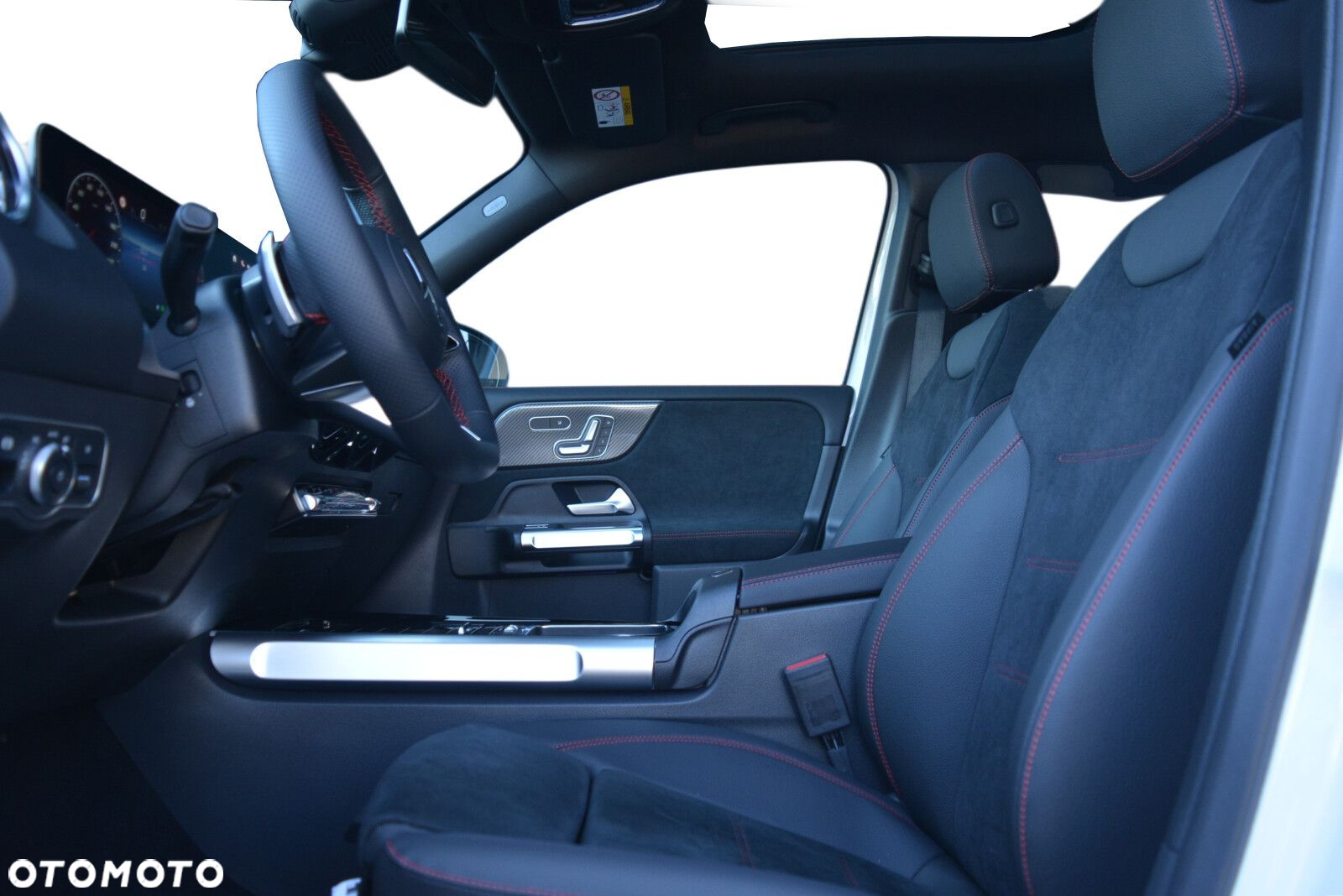 Mercedes-Benz GLB 220 d 4-Matic AMG Line 8G-DCT - 7