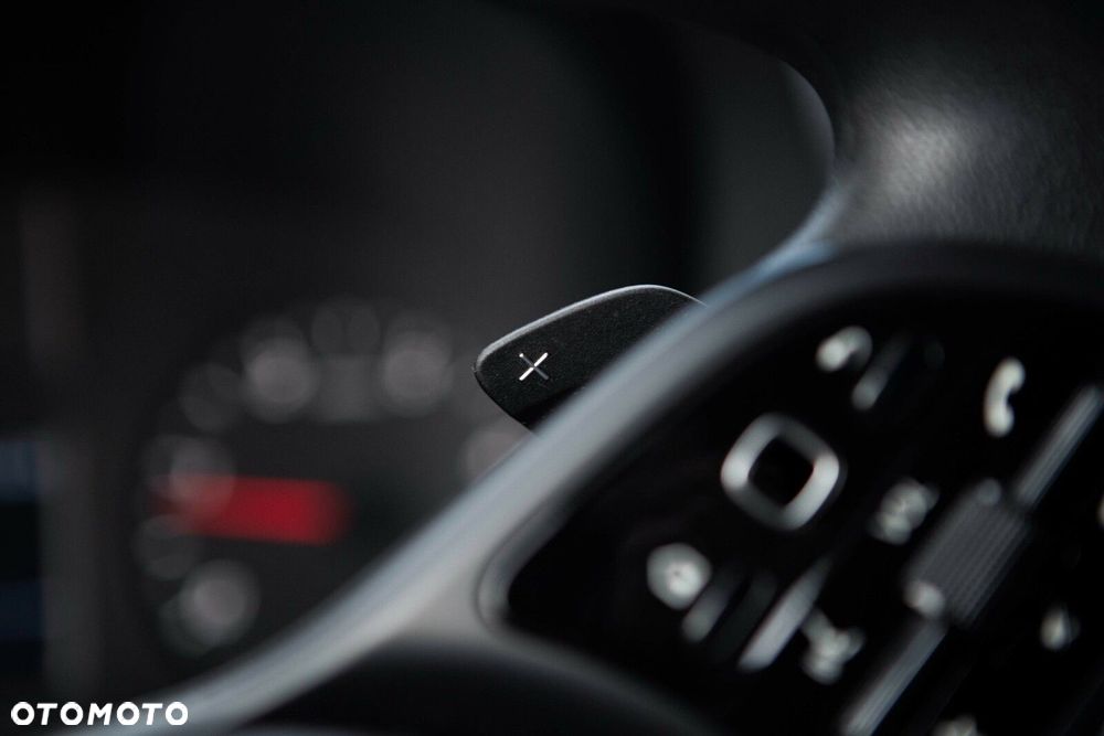 Mercedes-Benz Sprinter - 25