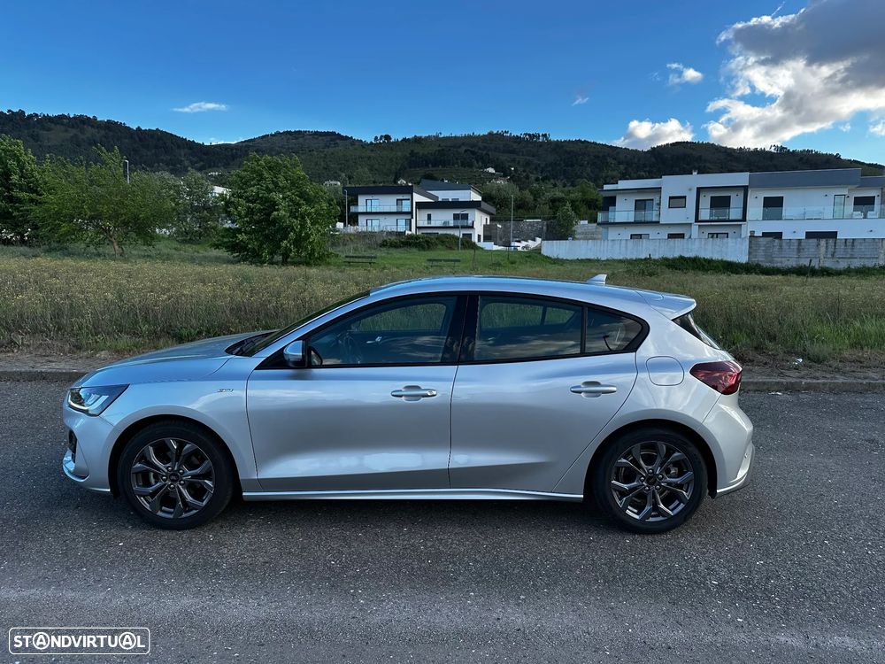 Ford Focus 1.0 EcoBoost MHEV ST-Line - 2