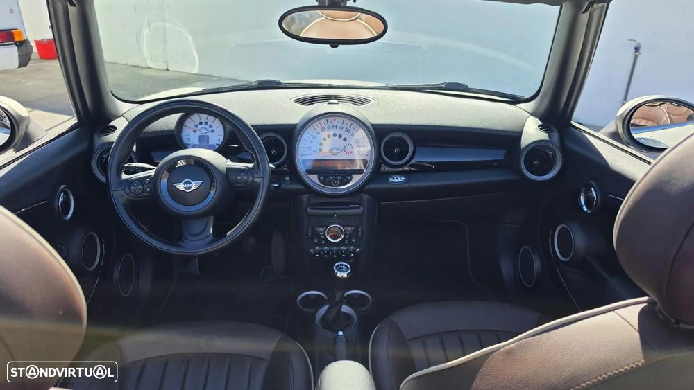MINI Cabrio Cooper D - 10