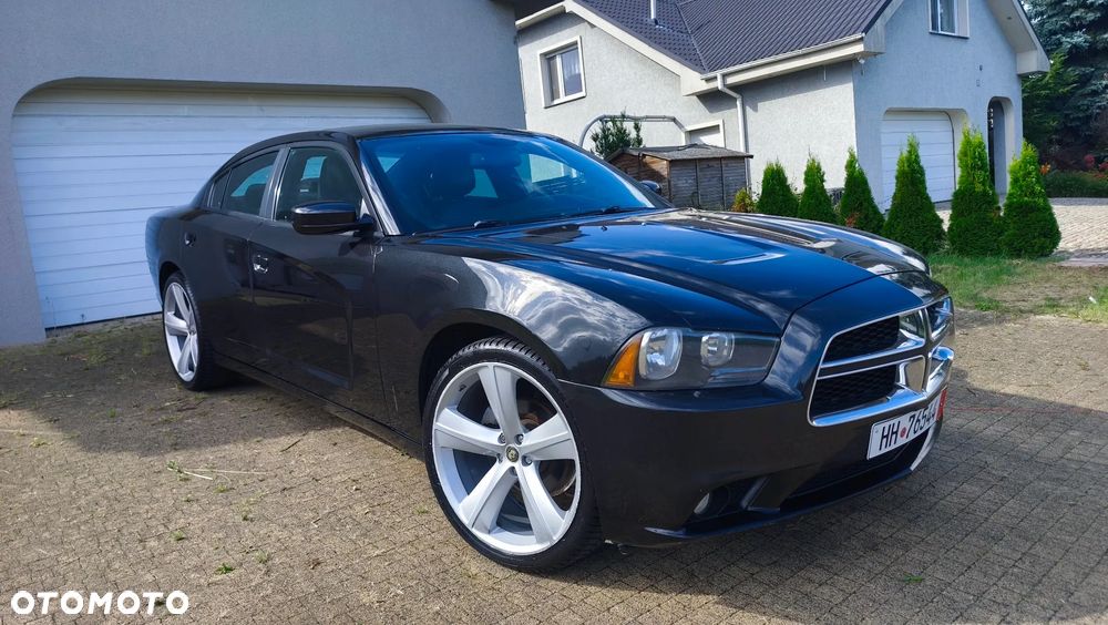 Dodge Charger 3.5 V6 SXT - 17