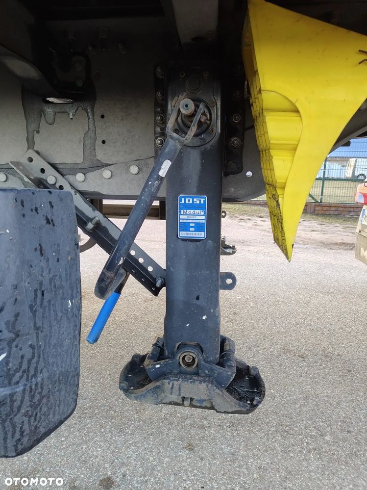 Schmitz Cargobull Varios - 9