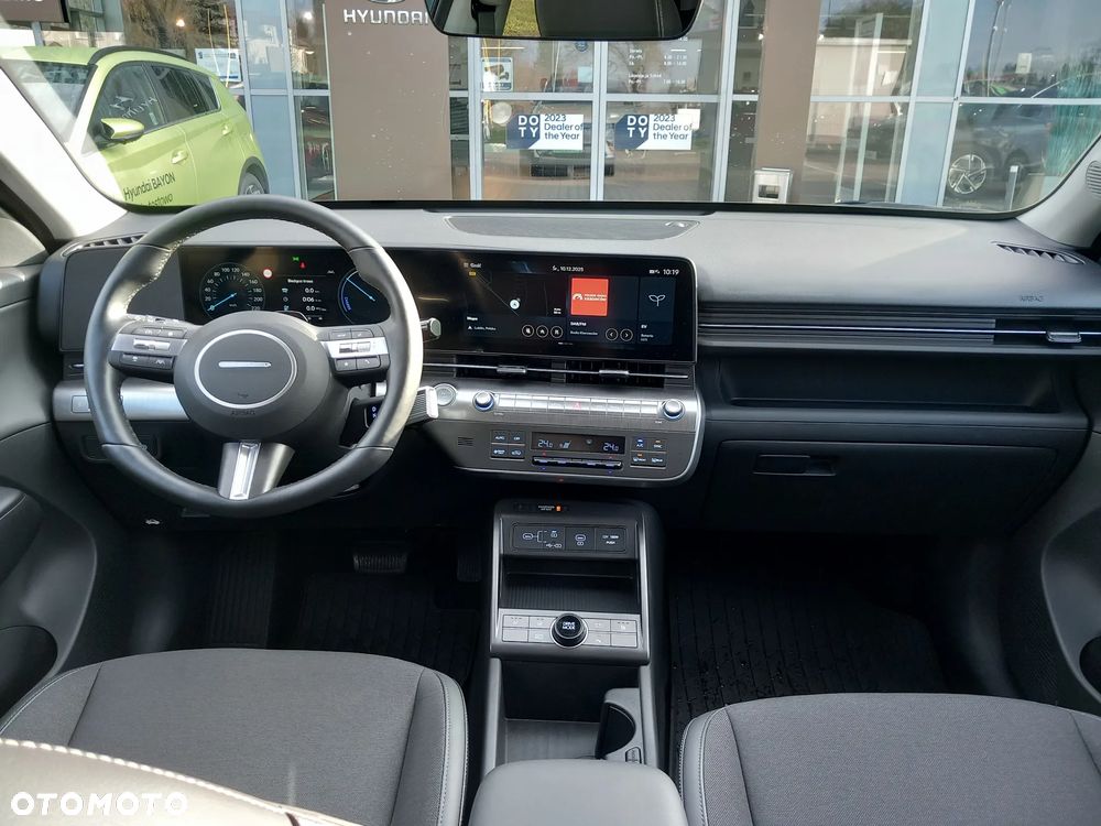 Hyundai Kona 65kWh Executive - 10