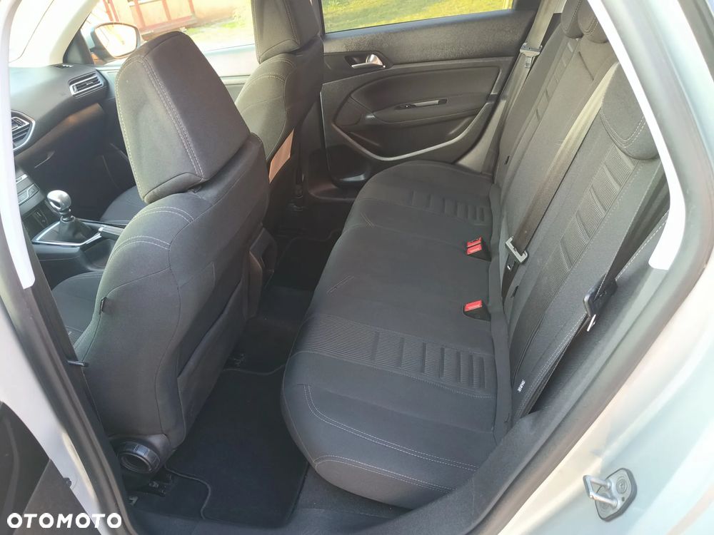 Peugeot 308 BlueHDi 120 Stop & Start Active - 14