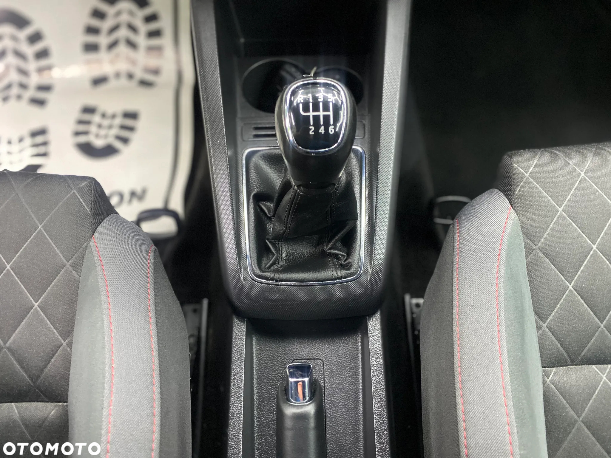 Skoda Fabia 1.0 TSI Monte Carlo - 33