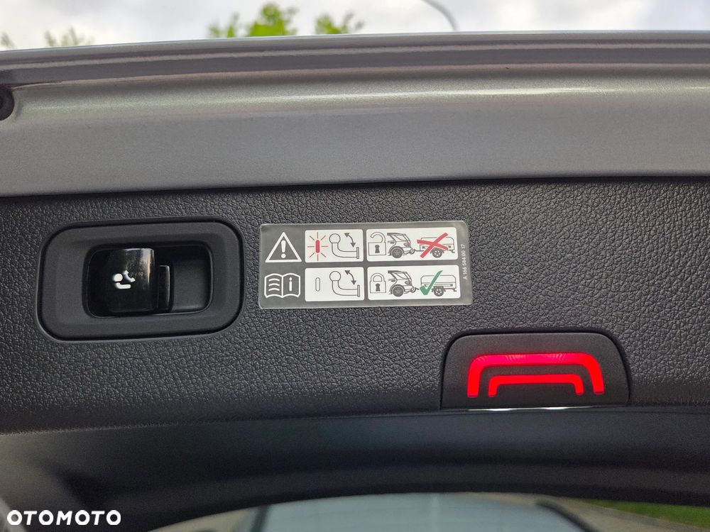 Mercedes-Benz Klasa C 220 d 9G-TRONIC AMG Line - 31