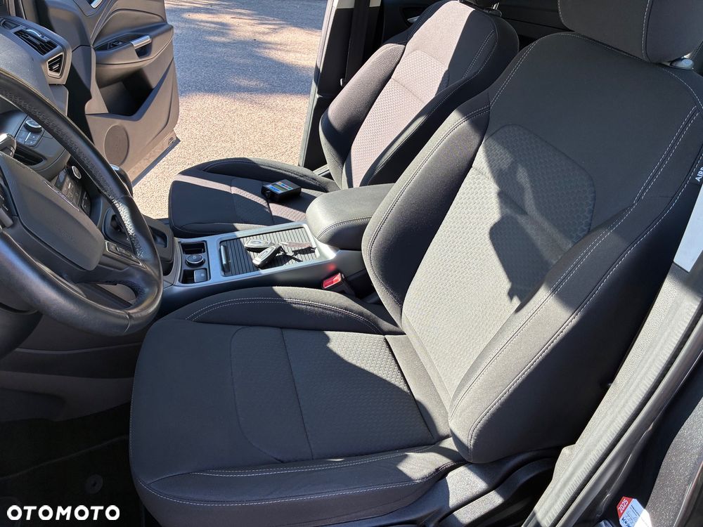 Ford Kuga 1.5 EcoBoost 4x4 Business Edition - 25
