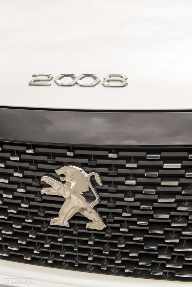 Peugeot 2008 1.2 PureTech Allure Pack EAT8 - 12