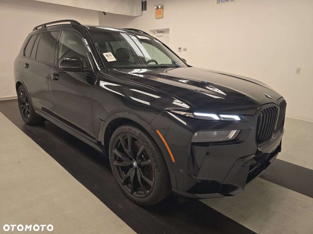BMW X7 - 6