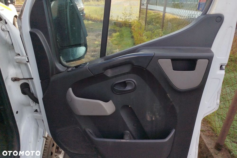 drzwi przód prawe Białe całe ładne do RENAULT Master III 3 IV 4 10-19r OPEL Movano B 10-19r, kompletne -zamki -klamki -szyba -podnośnik szyby -tapicerka -lusterko dokładam GRATIS ! - 7